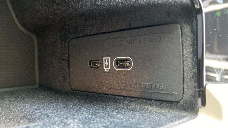 Volvo XC60 2.0 B4D Plus Dark 5dr AWD Geartronic Diesel Estate